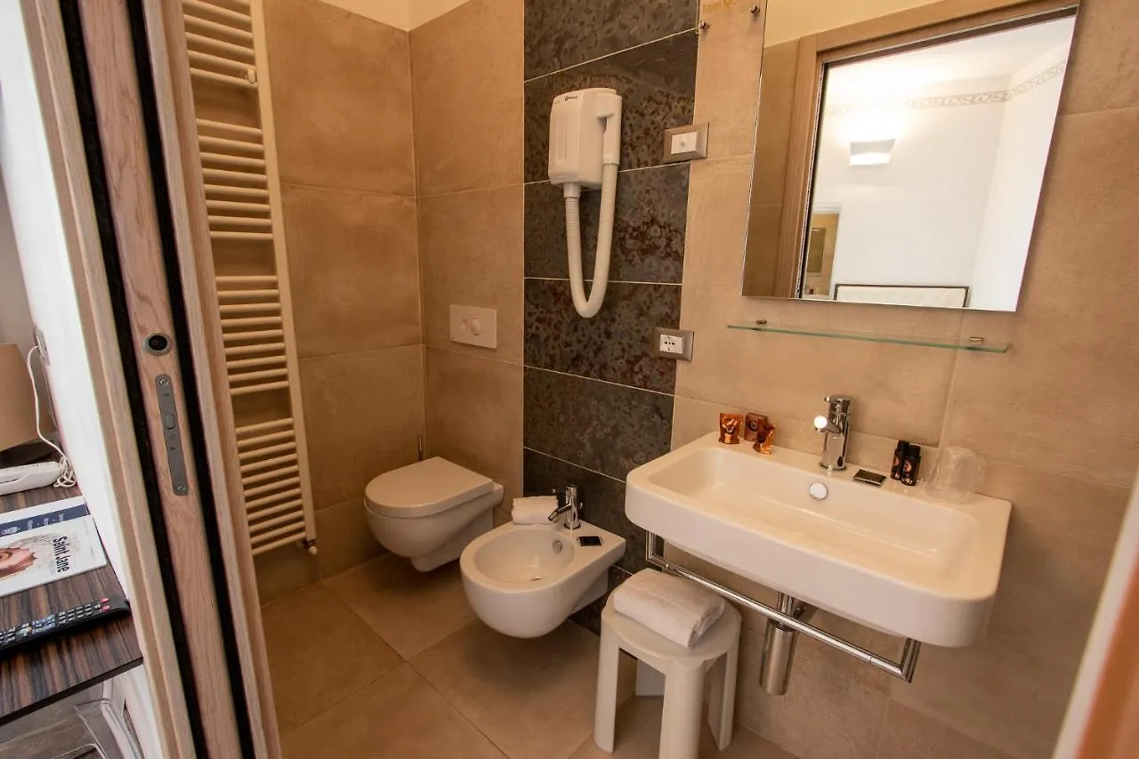 Hotel Corona Tirano