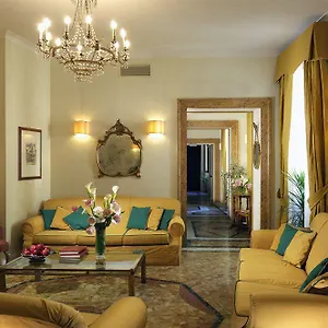 **** Otel Borghese Contemporary İtalya